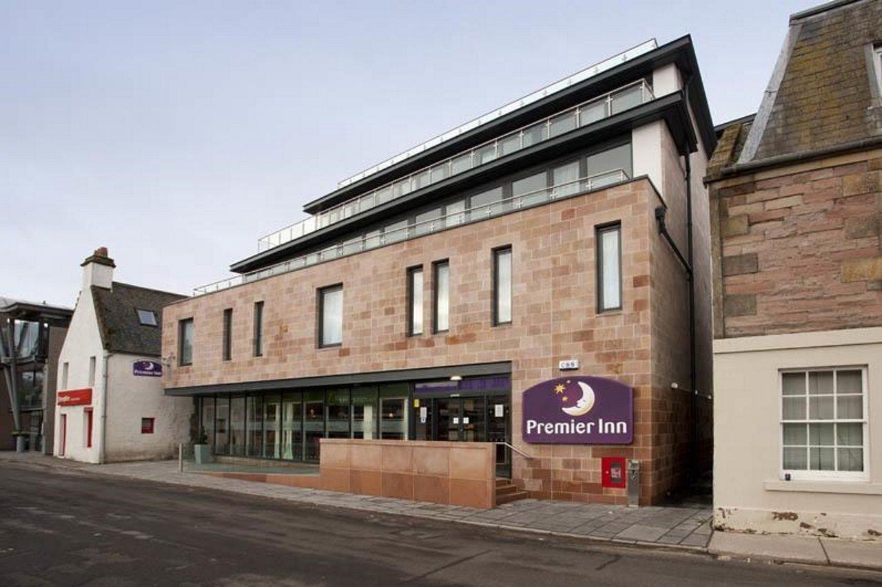 Premier Inn Inverness Centre - River Ness Exterior photo